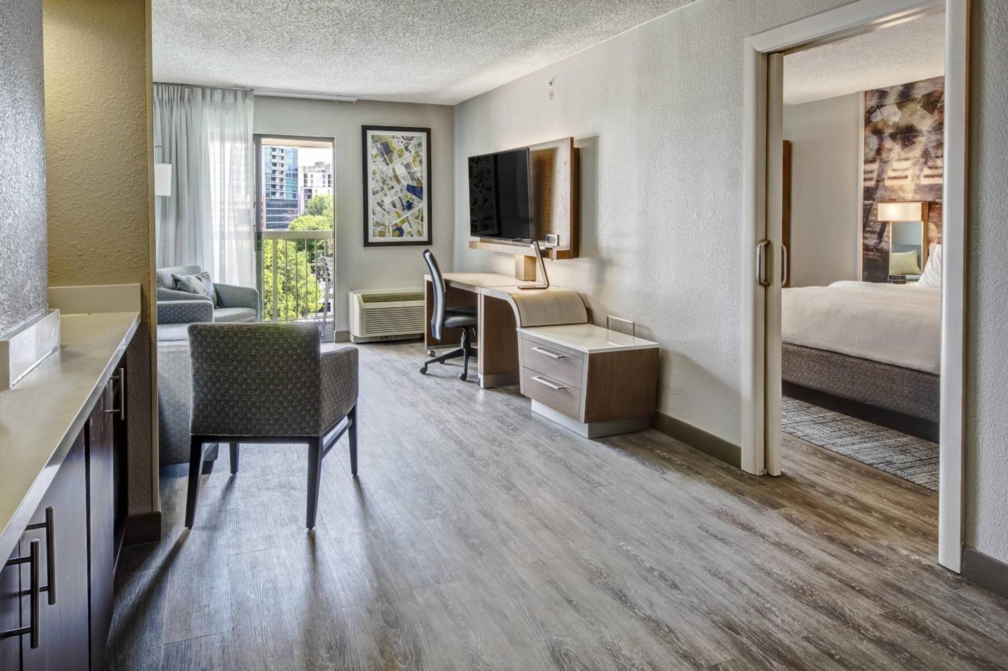 Courtyard By Marriott Nashville Vanderbilt West End מראה חיצוני תמונה