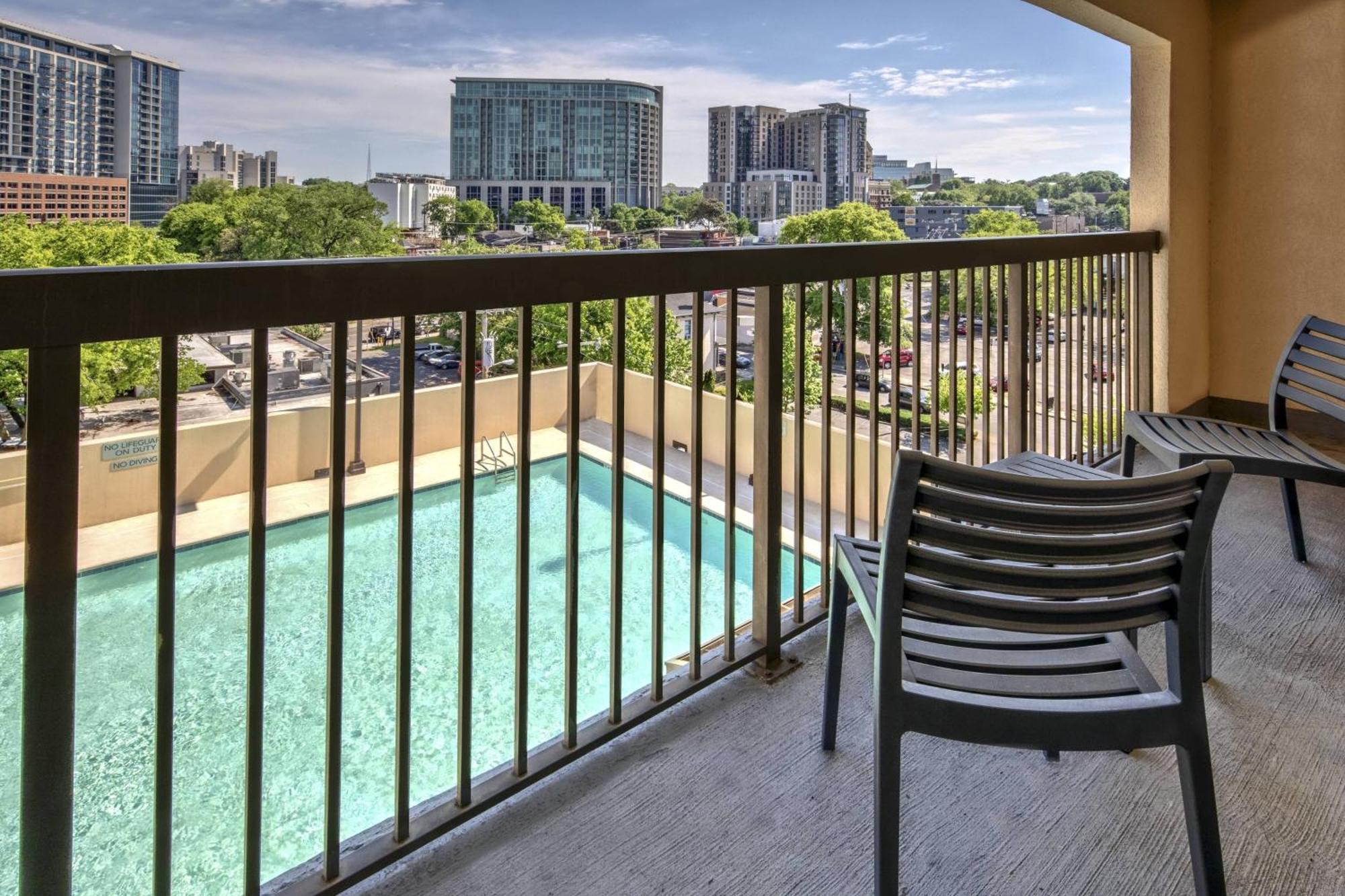 Courtyard By Marriott Nashville Vanderbilt West End מראה חיצוני תמונה