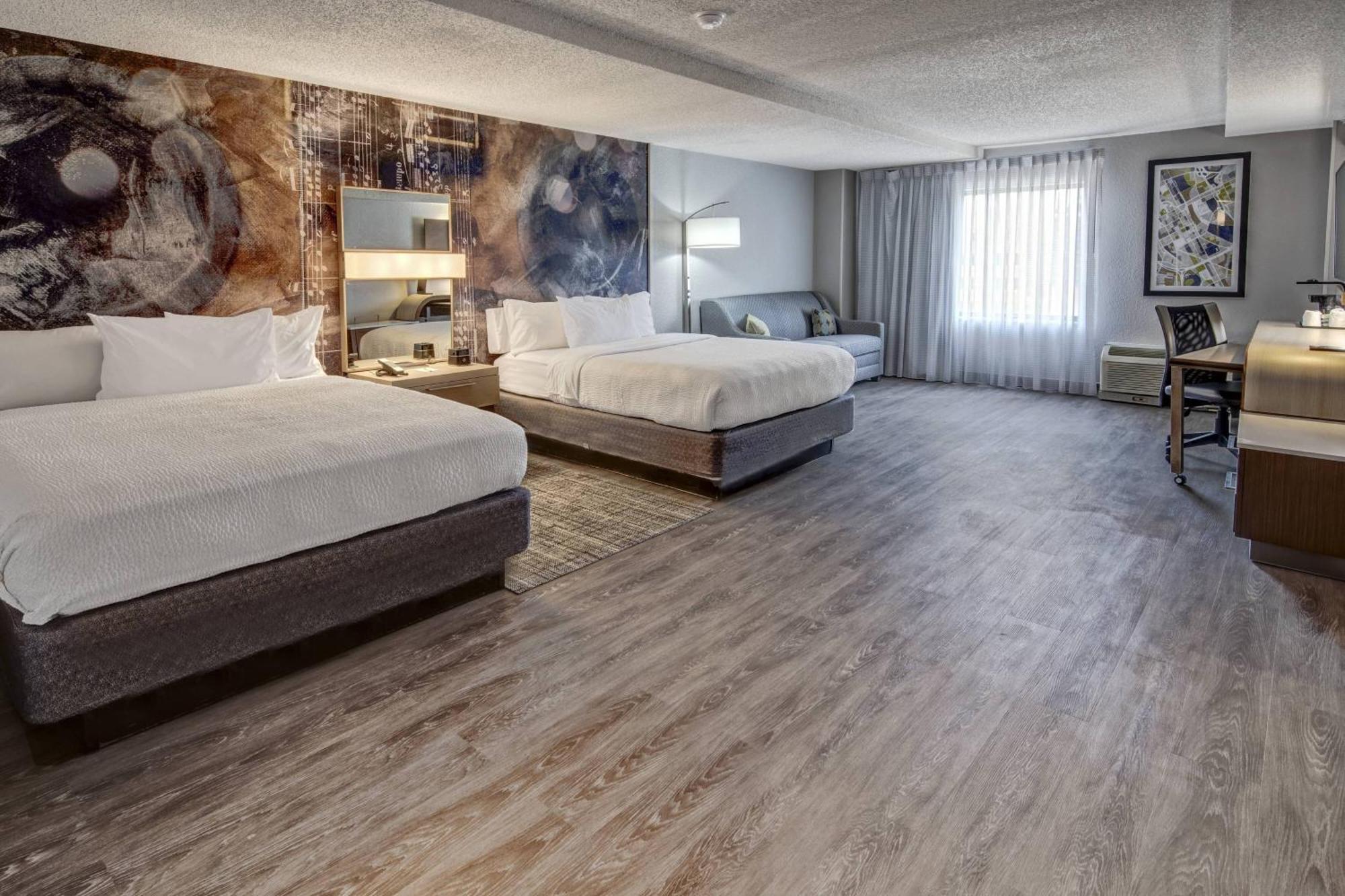 Courtyard By Marriott Nashville Vanderbilt West End מראה חיצוני תמונה