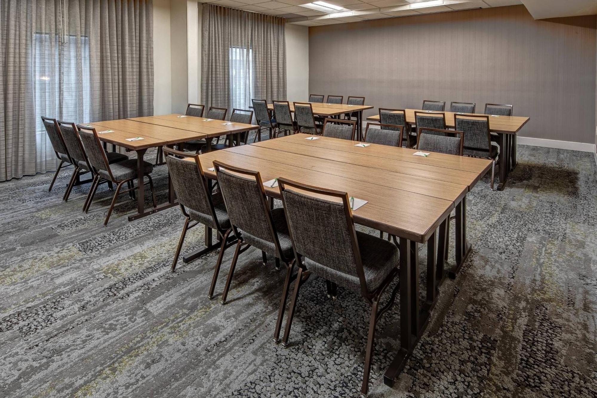 Courtyard By Marriott Nashville Vanderbilt West End מראה חיצוני תמונה